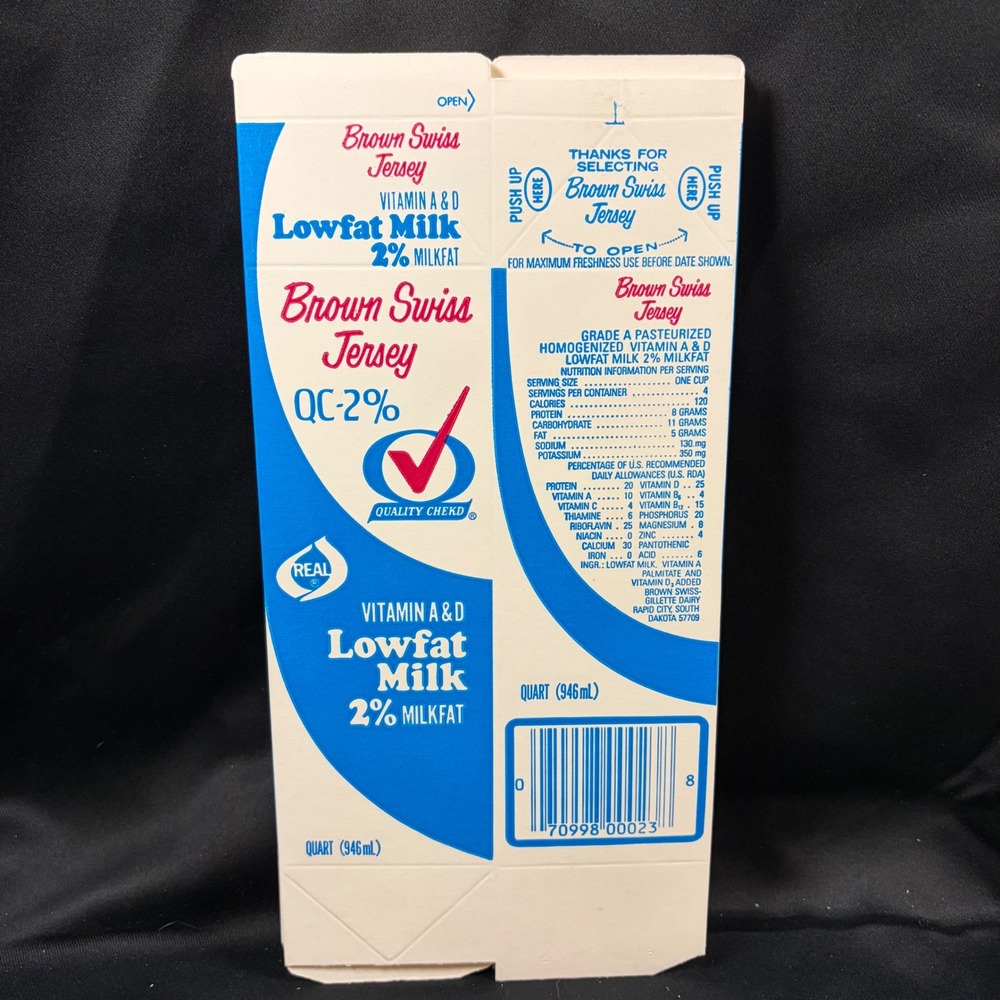 Vintage Brown Swiss Jersey Gillette Dairy Milk Carton Quality Chekd Quart Flat